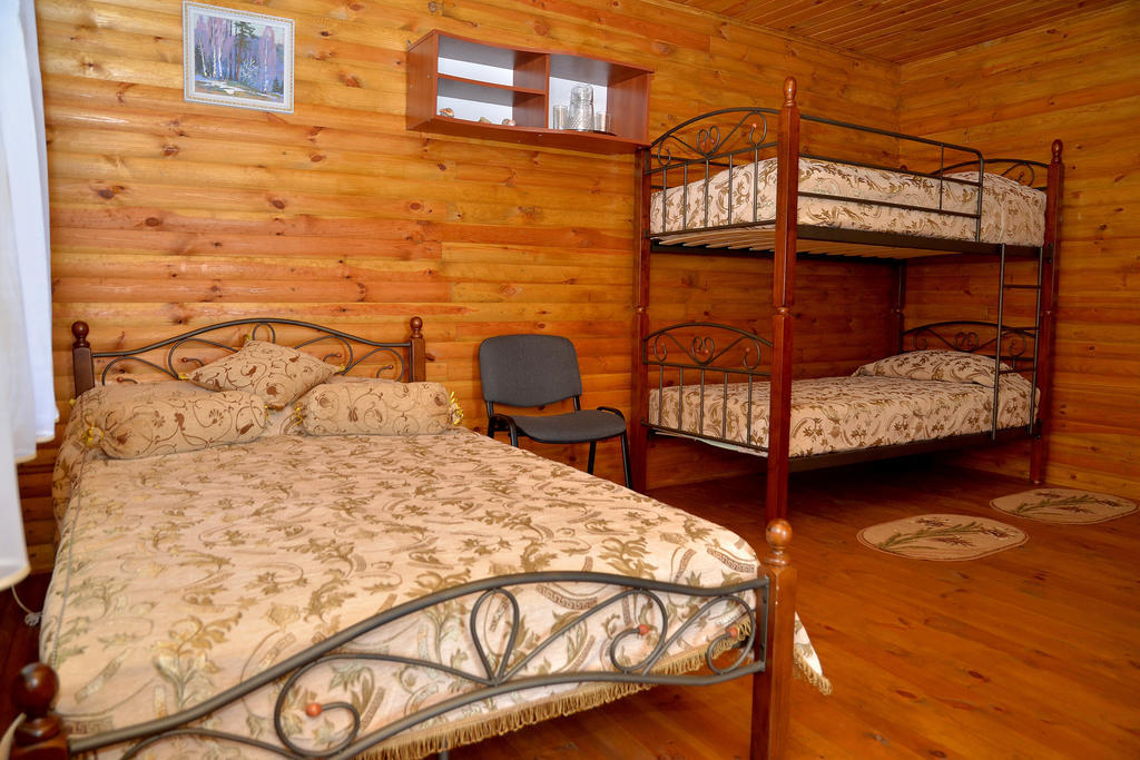 Hotel Slavutich Nowa Kachowka Zimmer foto