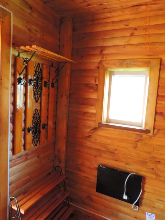 Hotel Slavutich Nowa Kachowka Zimmer foto