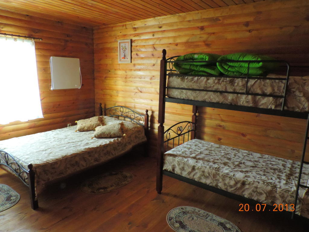 Hotel Slavutich Nowa Kachowka Zimmer foto